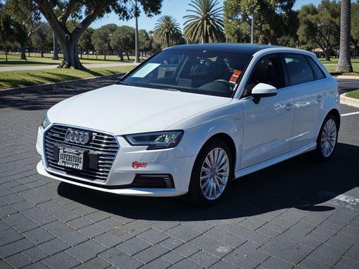 2017 Audi A3 e-tron 1.4T Tech Premium Plus