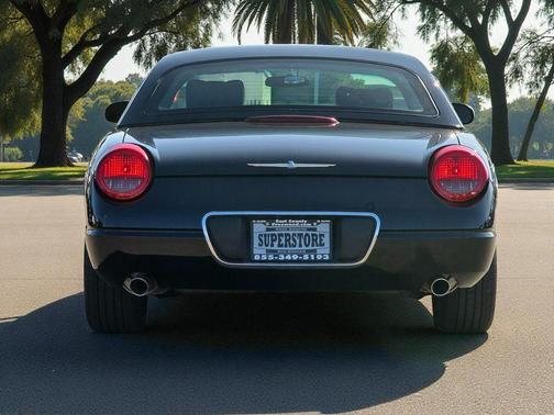 2002 Ford Thunderbird Deluxe