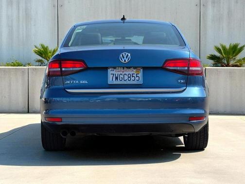 2017 Volkswagen Jetta 1.8T SEL