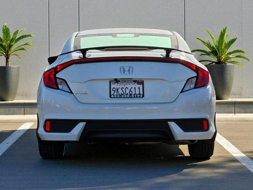 2018 Honda Civic LX-P