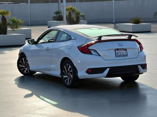 2018 Honda Civic LX-P