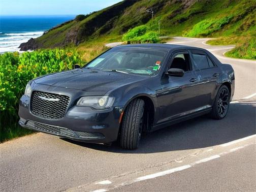 2019 Chrysler 300 Touring