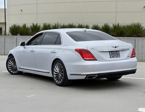 2017 Genesis G90 5.0 Ultimate