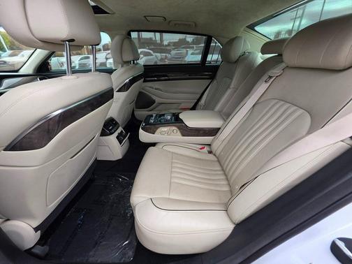 2017 Genesis G90 5.0 Ultimate