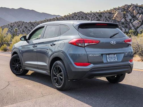 2018 Hyundai TUCSON SE