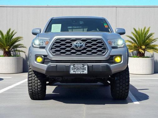 2020 Toyota Tacoma TRD Sport
