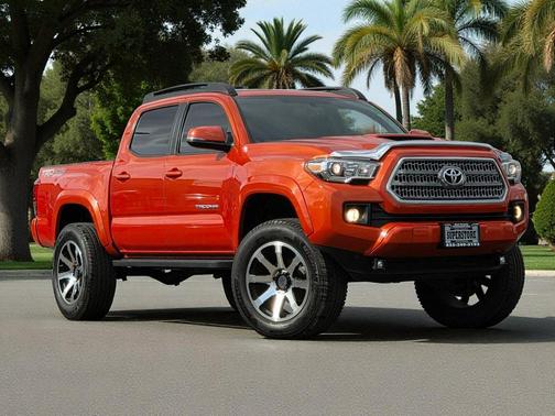 2017 Toyota Tacoma TRD Sport