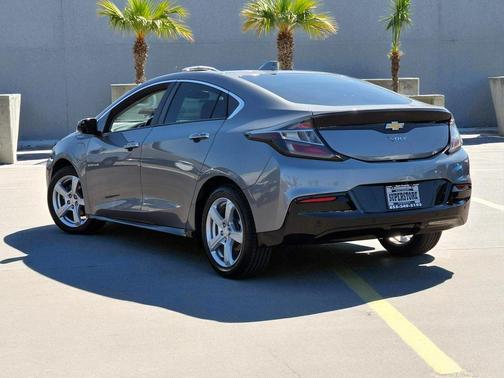 2018 Chevrolet Volt LT