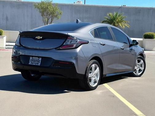 2018 Chevrolet Volt LT