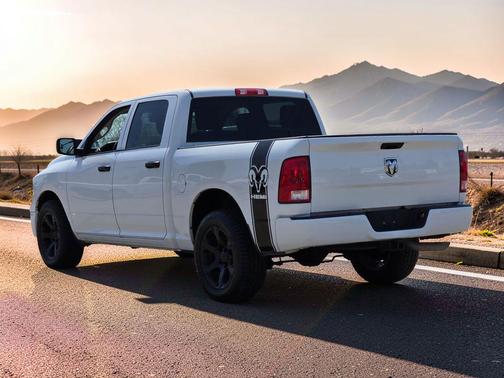 Bright White Clearcoat 2019 RAM 1500 Tradesman