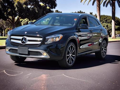 Night Black 2016 Mercedes-Benz GLA-Class 4MATIC