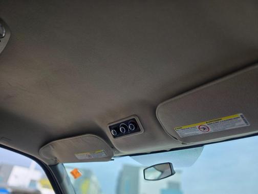 2011 Chevrolet Express 2500 LS