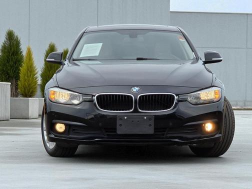 2017 BMW 320 i