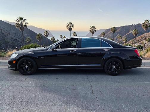Black 2012 Mercedes-Benz S-Class 4MATIC