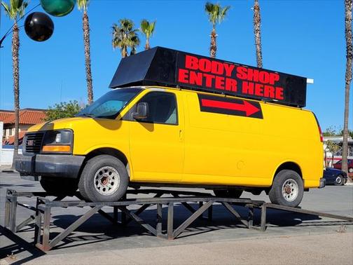 2003 GMC Savana 3500 Base