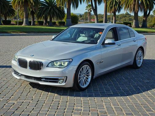 2015 BMW 750 I