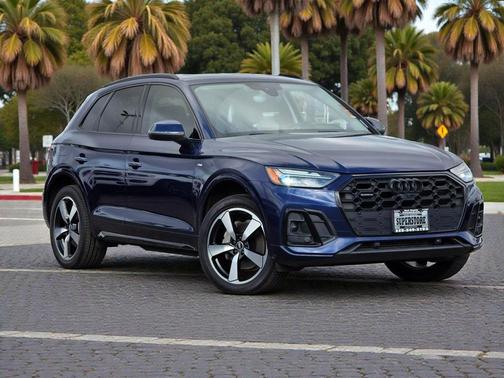 2022 Audi Q5 45 S line Premium Plus