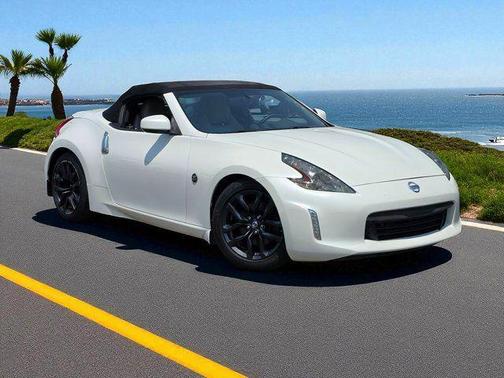 2015 Nissan 370Z Touring