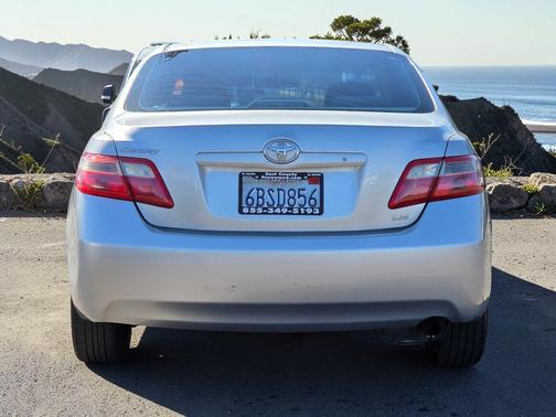 Classic Silver Metallic 2008 Toyota Camry LE