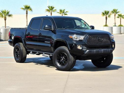 2016 Toyota Tacoma SR5