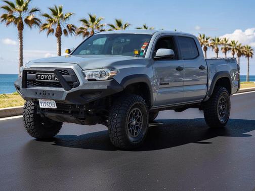 Cement 2018 Toyota Tacoma TRD Off Road
