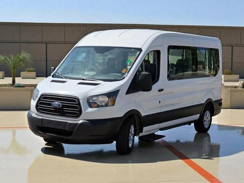 2017 Ford Transit-350 XL