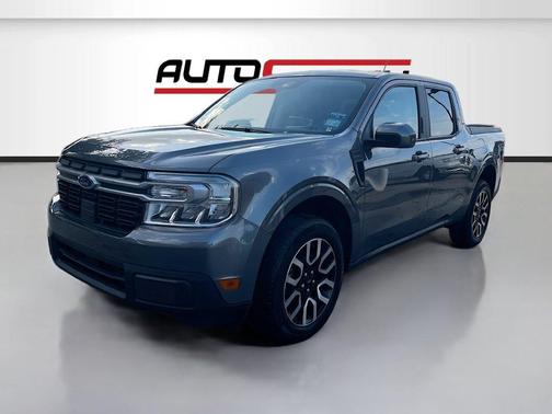 Gray Metallic 2022 Ford Maverick Lariat
