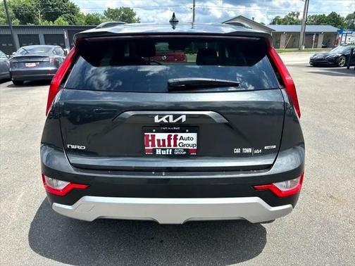 2024 Kia Niro LX