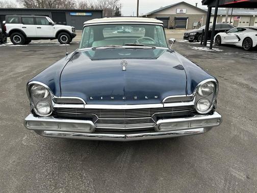 1957 Lincoln Premiere