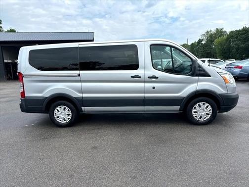 2015 Ford Transit-150 XL