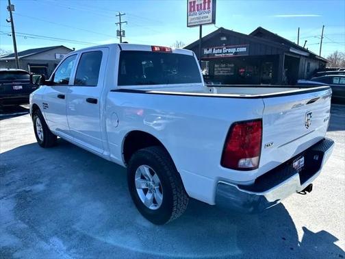 2022 RAM 1500 Classic SLT