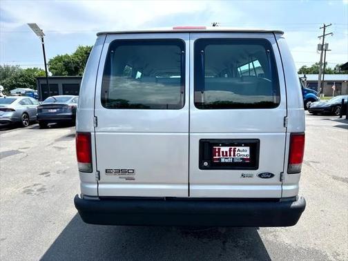 2014 Ford E350 Super Duty XL