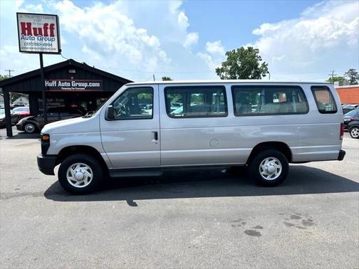 2014 Ford E350 Super Duty XL