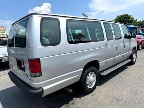 2014 Ford E350 Super Duty XL