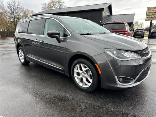 2019 Chrysler Pacifica Touring-L Plus