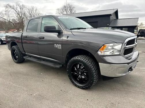 2022 RAM 1500 Classic SLT