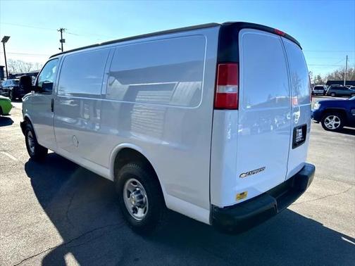 2020 Chevrolet Express 2500 RWD 2500 Regular Wheelbase WT