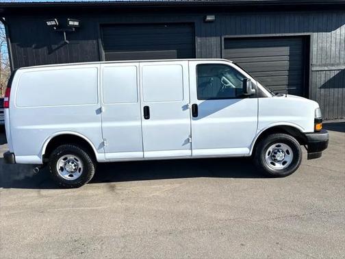 2020 Chevrolet Express 2500 RWD 2500 Regular Wheelbase WT