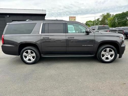 2016 Chevrolet Suburban LT