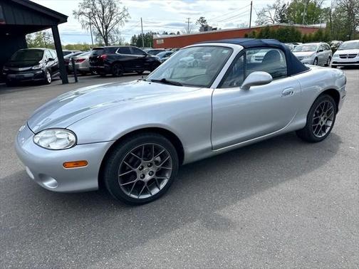 2004 Mazda MX-5 Miata Cloth