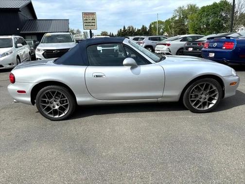 2004 Mazda MX-5 Miata Cloth