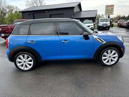 2011 MINI Cooper S Countryman Base