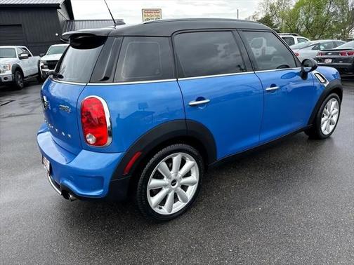 2011 MINI Cooper S Countryman Base
