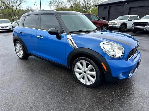 2011 MINI Cooper S Countryman Base