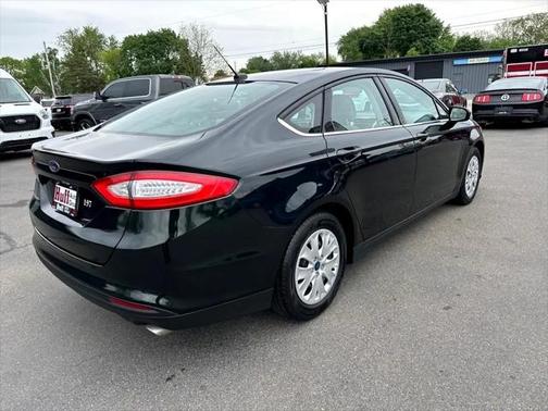2014 Ford Fusion S