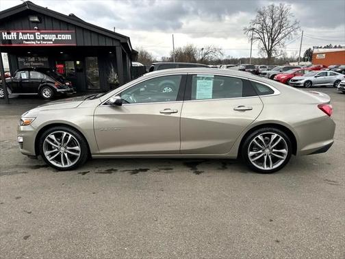 2022 Chevrolet Malibu FWD LT