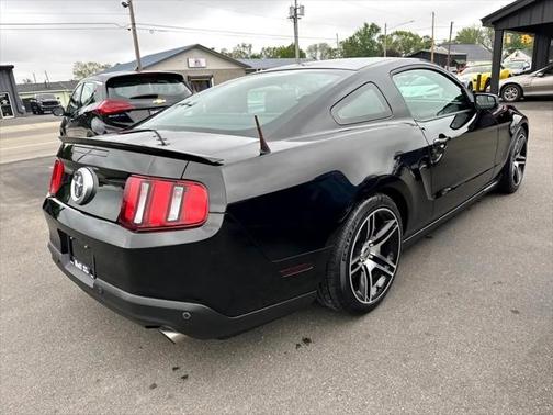 2012 Ford Mustang V6 Premium