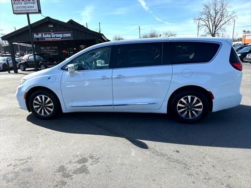 2022 Chrysler Pacifica Hybrid Limited