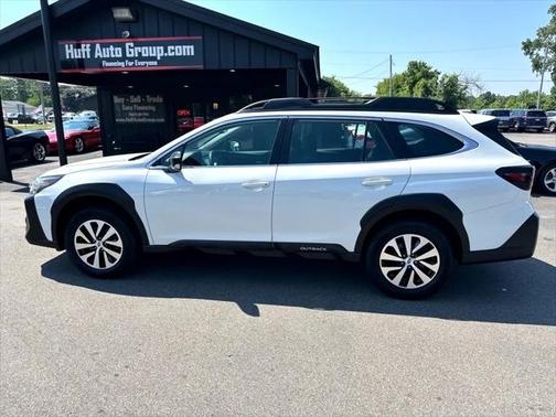 2023 Subaru Outback Base