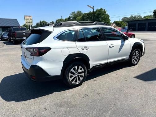 2023 Subaru Outback Base